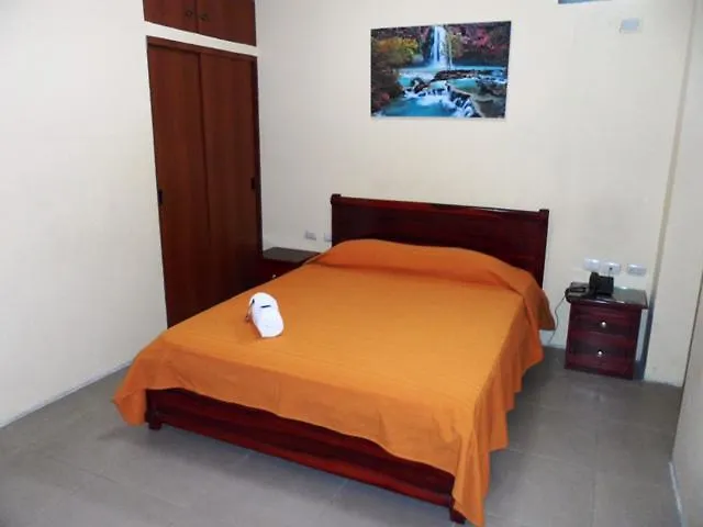 Hotel Jira Guayaquil 0*,