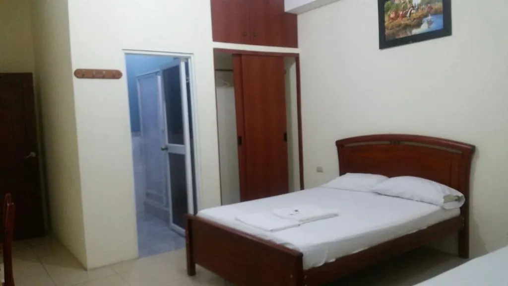 Hotel Jira Guayaquil 0*,  Ecuador